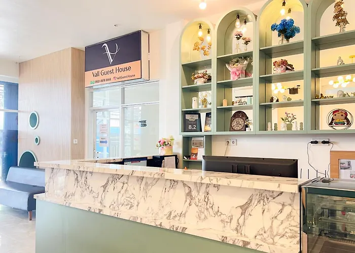 RedDoorz Near Mall Ramayana Rapak Balikpapan